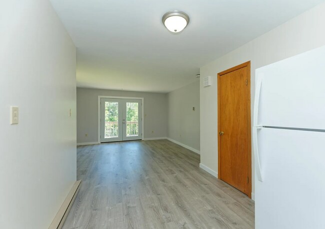 Building Photo - 6067 Veeder Rd