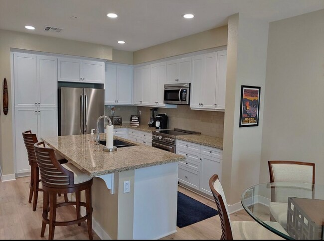 Building Photo - 1111 Plumeria Way