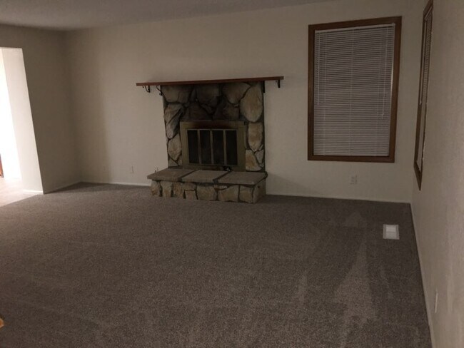 Foto del edificio - 5319 Baxter Ct SE