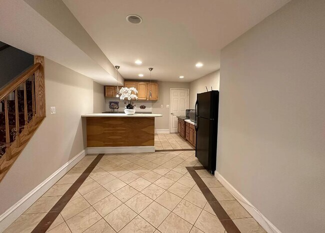 Building Photo - 9206 Hambletonian Pl