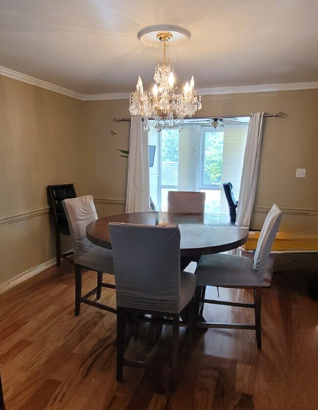 Dining Room - 1704 Roxborough Rd