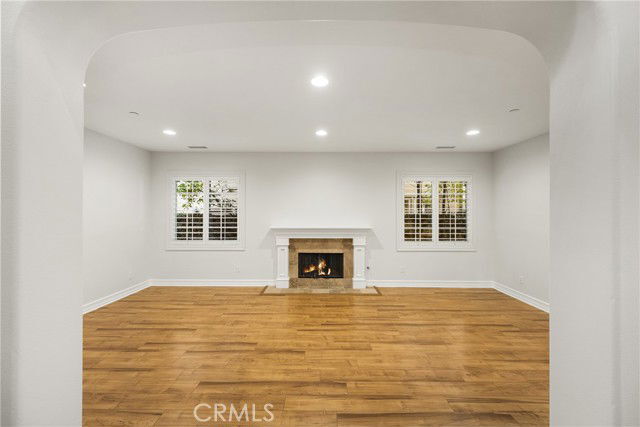 Building Photo - 38 Via Cartama