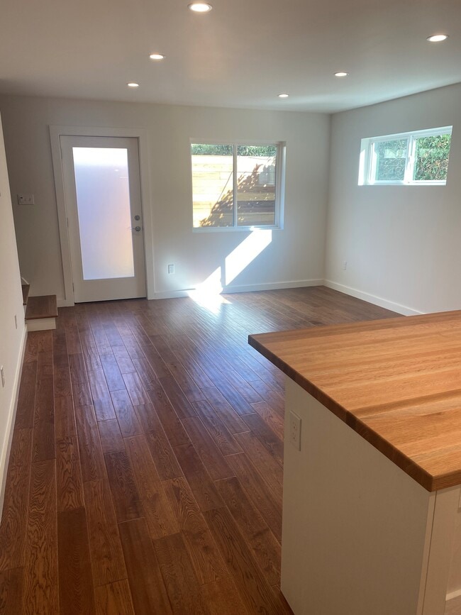 Kitchen/Livingroom - 11923 Wagner St