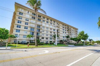 Building Photo - 1009 N Ocean Blvd
