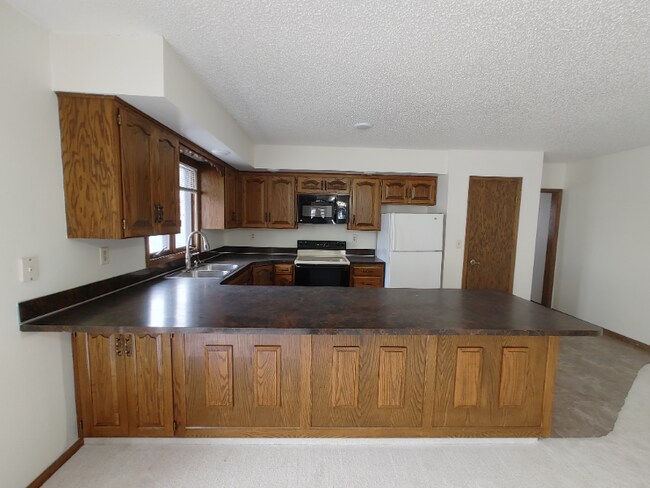 Building Photo - 506 N 11th St