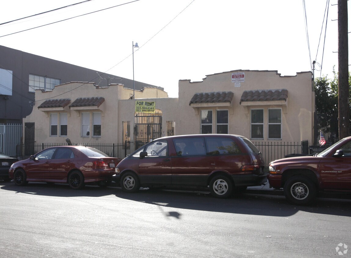 Foto del edificio - 4312 Burns Ave