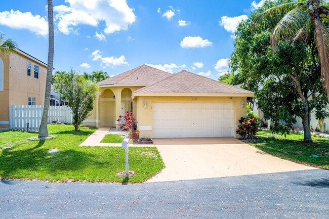 Photo - 1239 Sussex St House