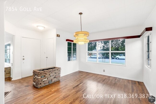 Building Photo - 7854 Goll Ave