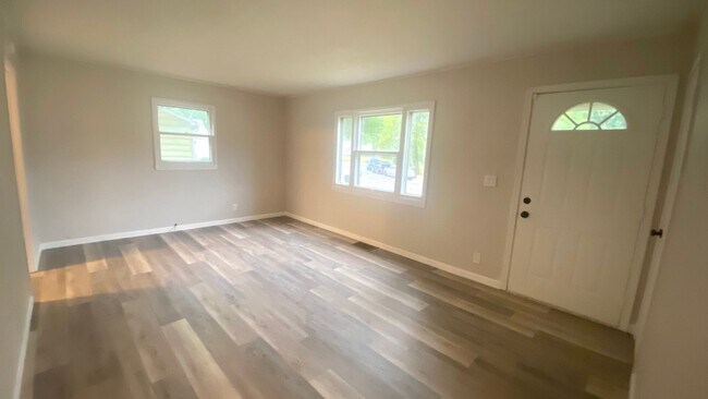Foto del edificio - Newly Renovated 3 Bedroom, 1 Bath Home in Peoria!