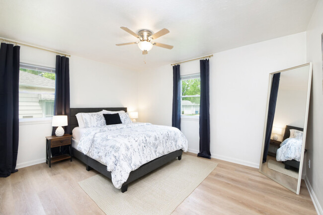 Building Photo - 6484 Aylesworth Dr