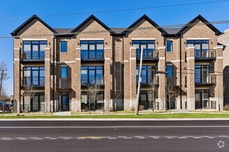 Building Photo - 770 E Irving Park Rd