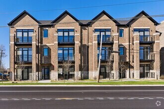 Building Photo - 790 E Irving Park Rd