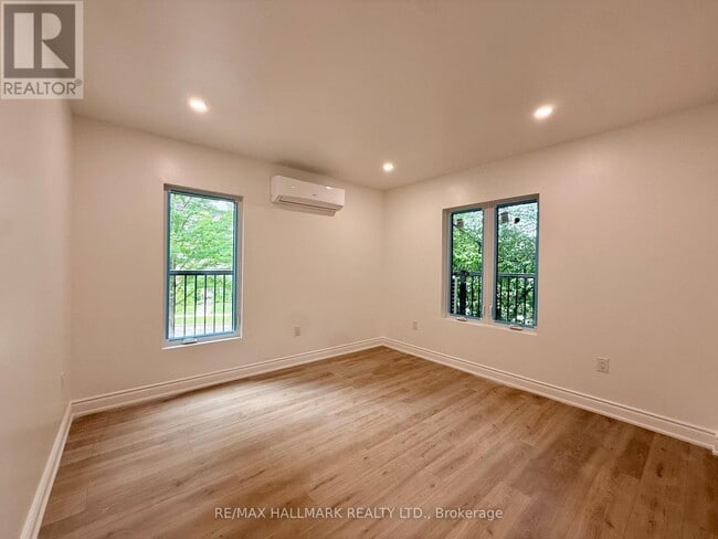 Building Photo - 48 Bradgate Rd