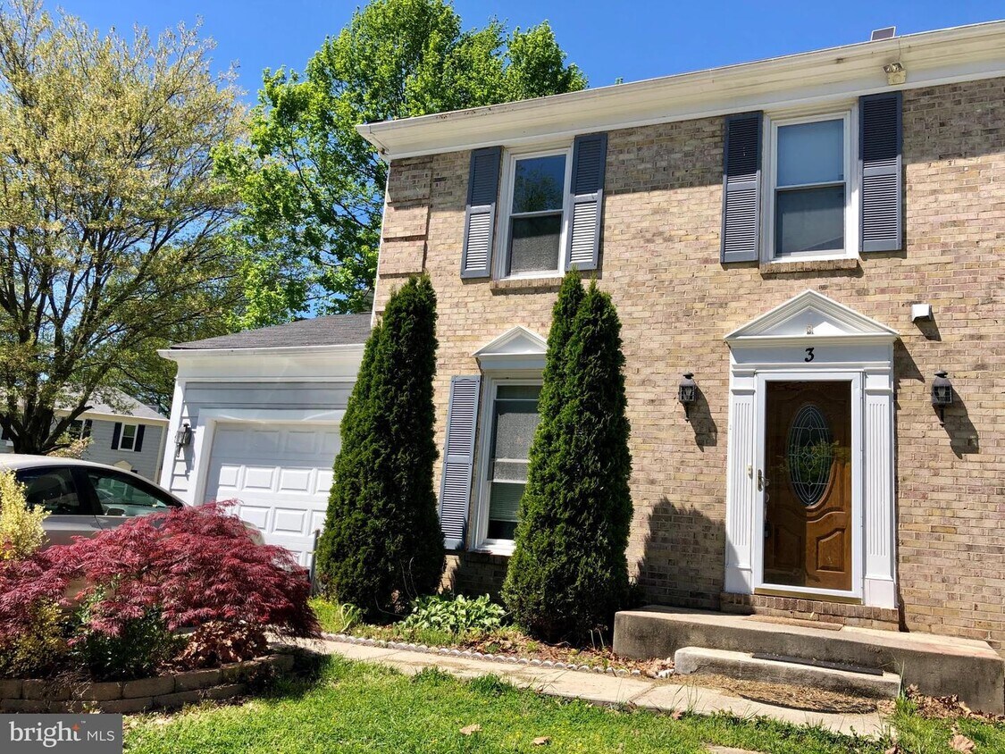 Building Photo - 3 Alderleaf Ct