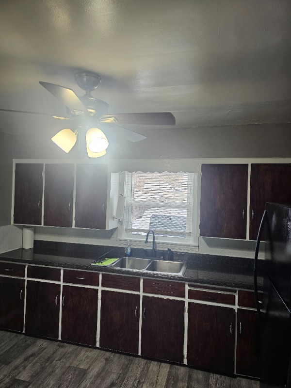 Foto del edificio - 731 Tulip St SW