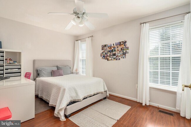 Building Photo - 17625 Marsh Harbor Ln