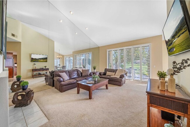 Foto del edificio - 54780 Shoal Creek