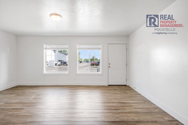 Foto del edificio - 251 W Linden Ave