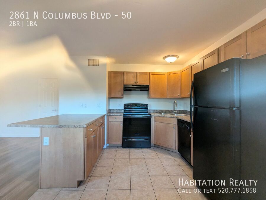 Foto principal - Beautiful 2bd/1ba Condo w/ Enclosed Yard a...