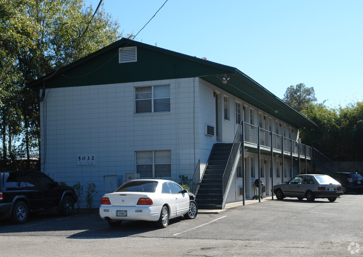 Primary Photo - Shirley Avenue Apartments