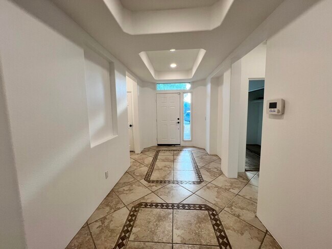 Building Photo - 50342 San Capistrano Dr