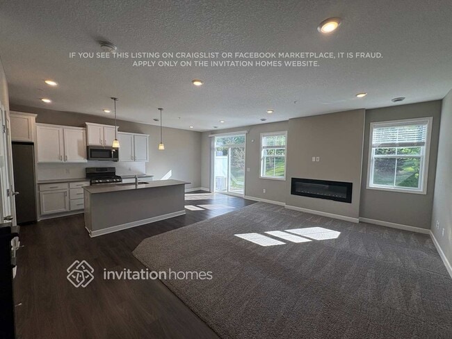 Building Photo - 6488 Inspire Cir S