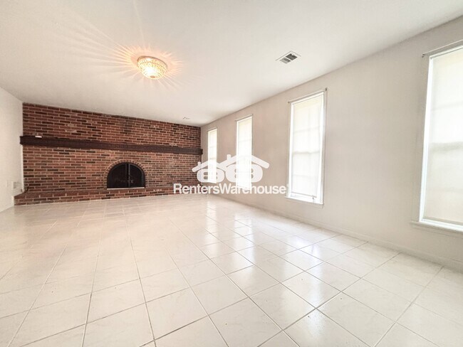Foto del edificio - 2702 Muskogee St