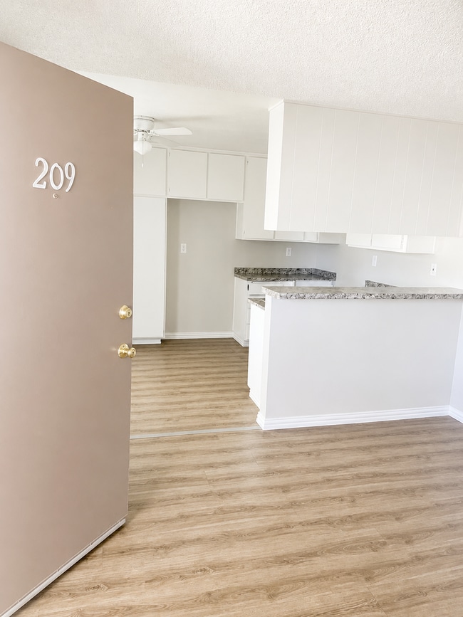 Foto del edificio - 16352 Pebble Beach Dr