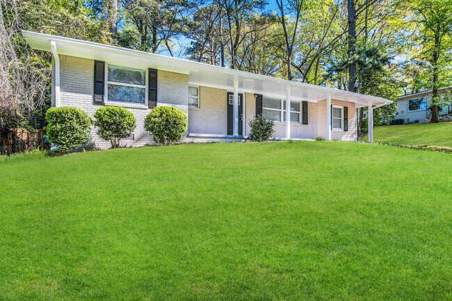Building Photo - 5449 Rock Springs Rd