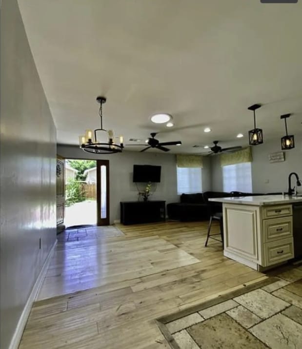 Foto del edificio - 15803 Cobalt St