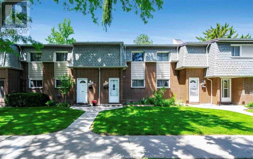 Photo principale - 6712 Rose-Ville Garden Dr