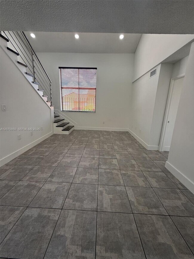 Building Photo - 2775 W 61st Pl