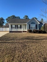 Building Photo - 175 Sandy Creek Ct