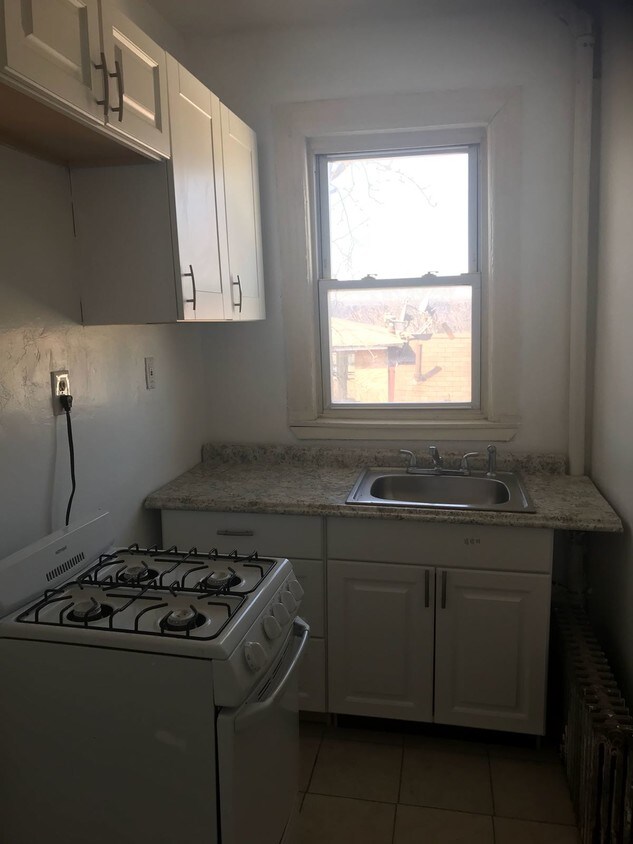 Photo - 18 Landscape Ave