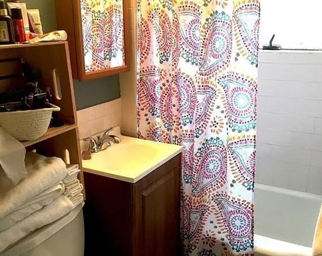 Building Photo - 35 Derby St