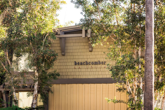 Building Photo - Elan Beachcomber La Jolla