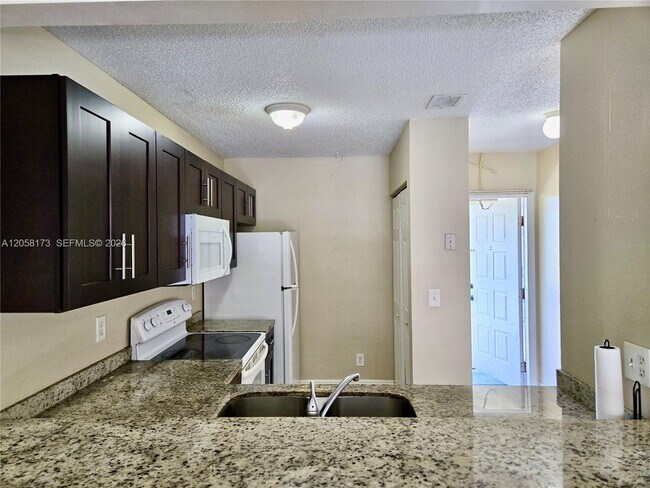Building Photo - 3724 NW 115th Ave