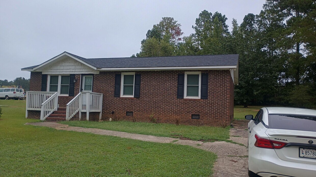 Primary Photo - 115 Myrtle St