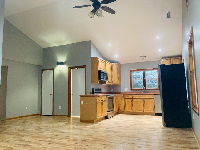 Foto del edificio - 17846 Clarke Rd