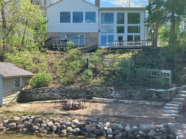 Building Photo - 37842 Atkins Knoll Rd