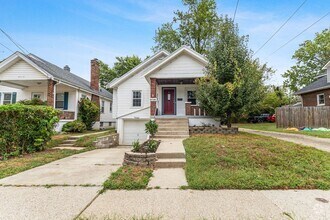 Building Photo - 6716 Britton Ave