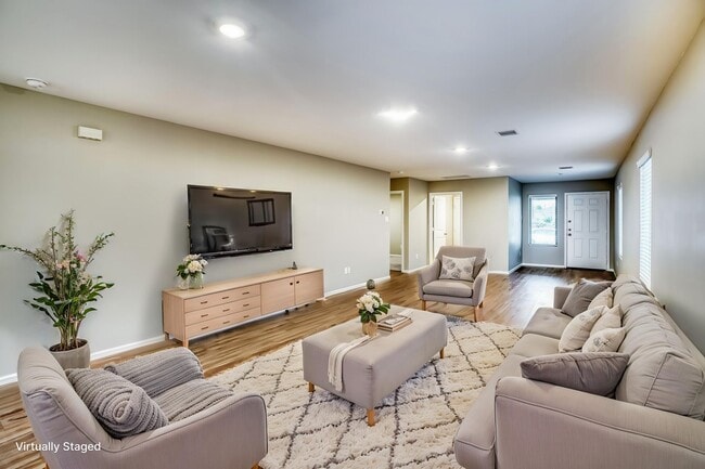 Building Photo - 9214 Burnet Flds Dr
