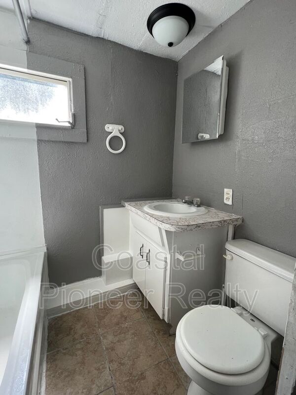 Foto del edificio - 7018 Washington St
