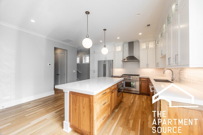 Foto del edificio - 4133 N Kenmore Ave