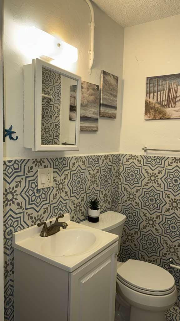 Building Photo - 1906 Rodman St