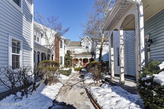 Building Photo - 159 Tulip Ln