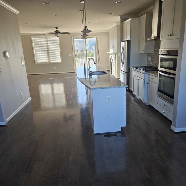 Cocina - 4380 Shamrock Dr