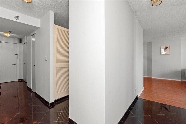 Foto del edificio - 2 bedroom in Chicago IL 60601