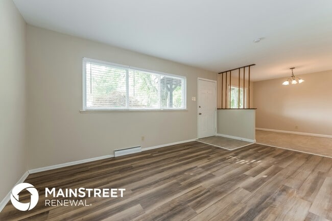 Building Photo - 301 Imperial Dr