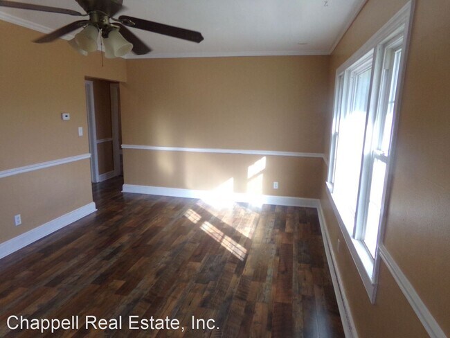 Foto del edificio - 3 br, 1 bath House - 510 Chestnut Ave.